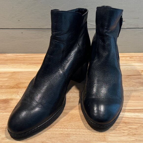 Anne Klein Boots Women's Size 8.5 M Bristle Ankle Bootie Black Leather Heels - Picture 1 of 13